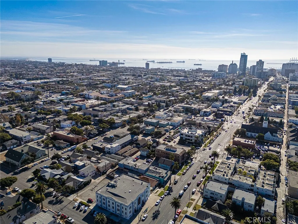 836 Atlantic Avenue, Long Beach, California 90813 home-pic-2